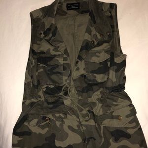 Camo vest